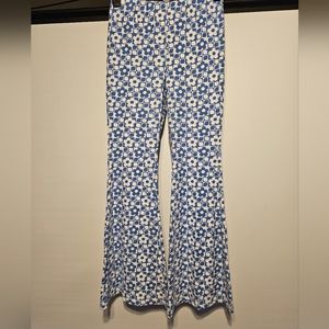 Charlotte Russe Flare Leggings